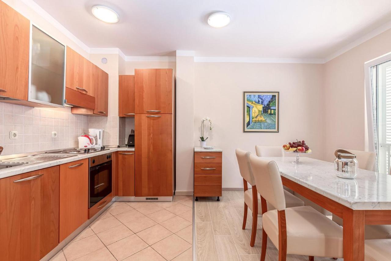 Apartments Villa Malin マリンスカ エクステリア 写真